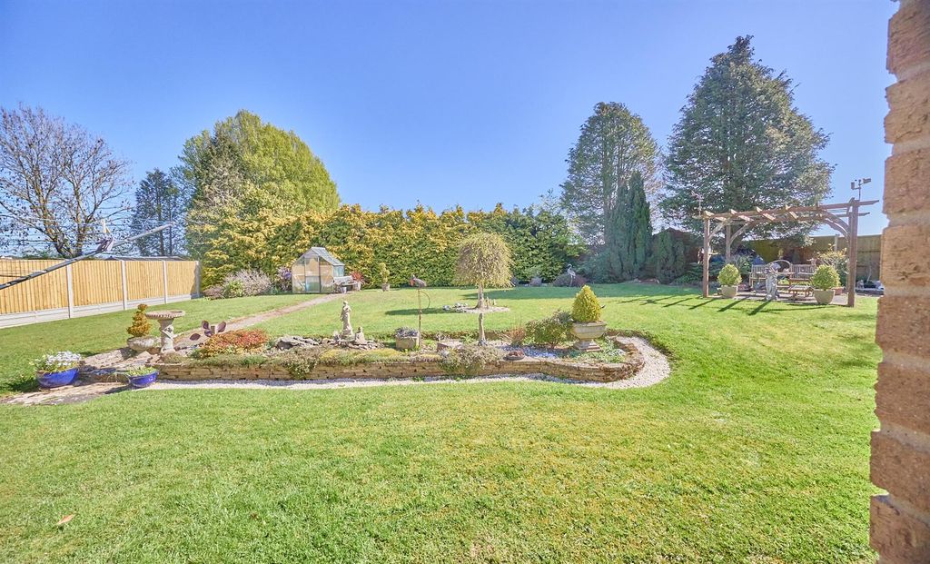 Property photo 3 of 13 Leighton Cres Elmesthorpe_14.Jpg