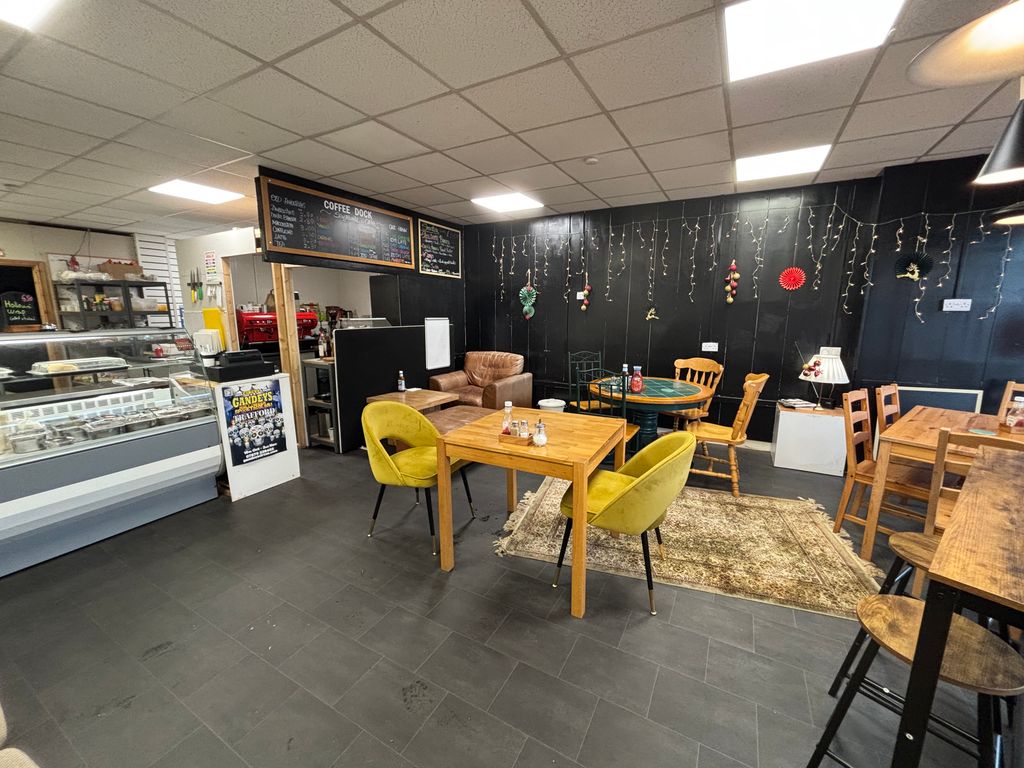 Property photo 3 of 5