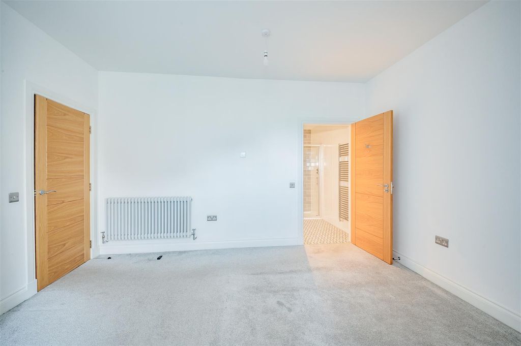 Additional image 10 of 2 bed flat for saleTay Street, Monifieth, Dundee DD5