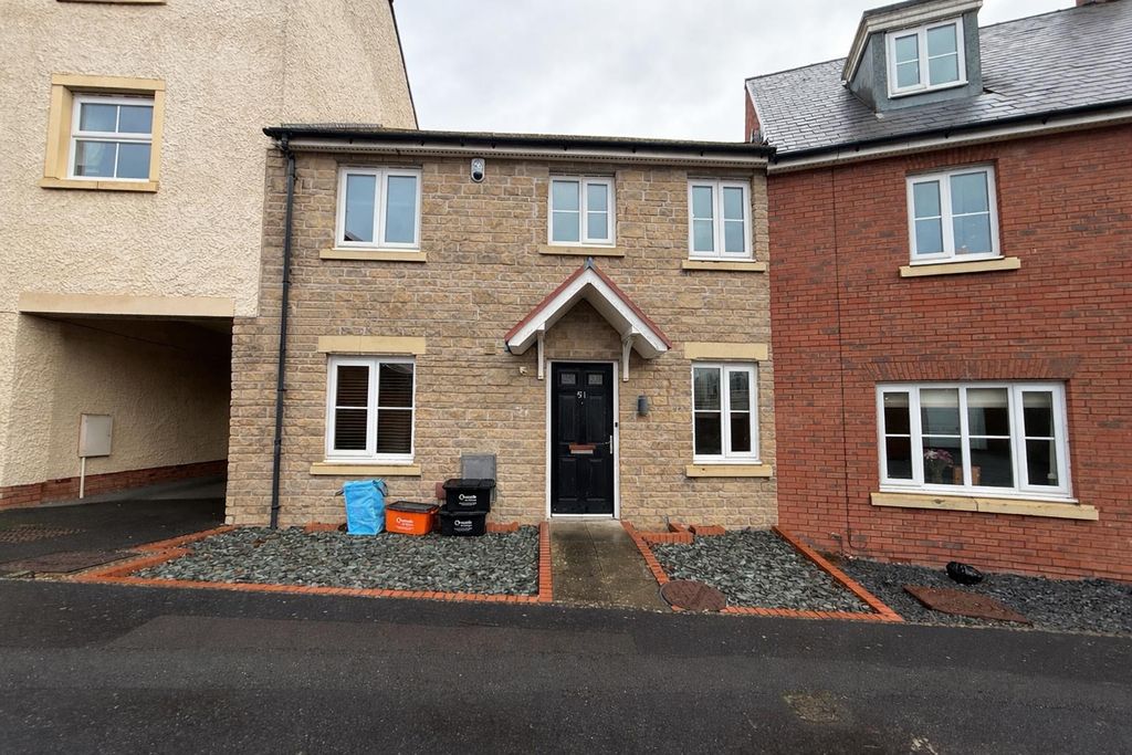 Property photo 1 of 13 Image