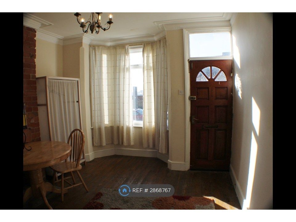 Property photo 3 of 4