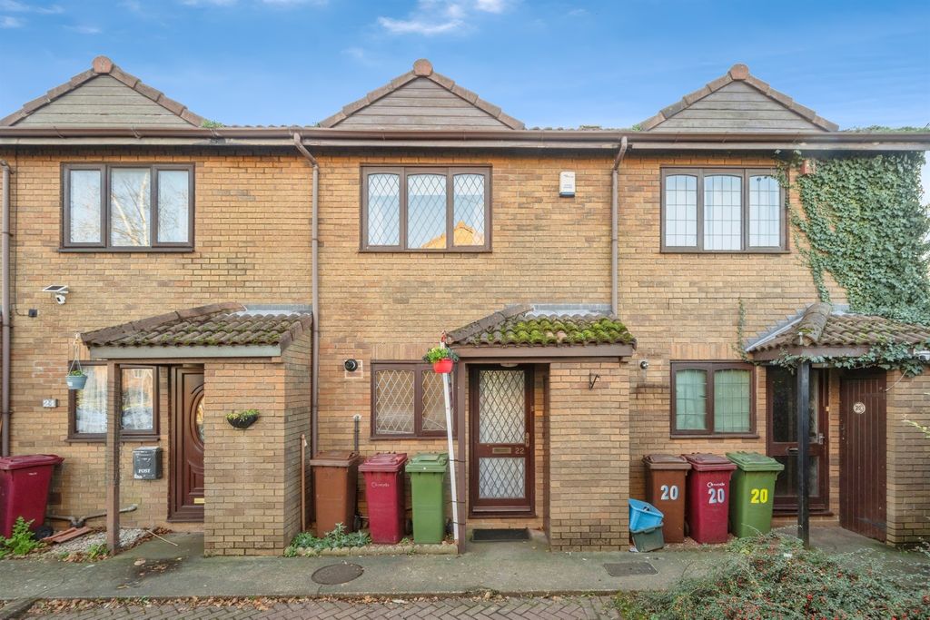 Property photo 1 of 11