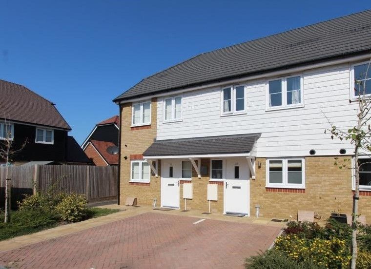 Property photo 1 of 9 Front