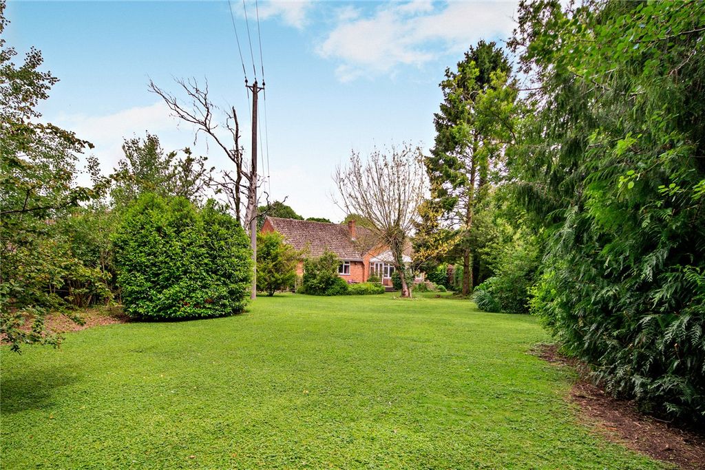 Property photo 1 of 26 Picture No. 06