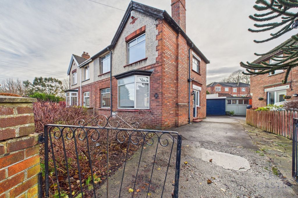 Property photo 2 of 7 House View