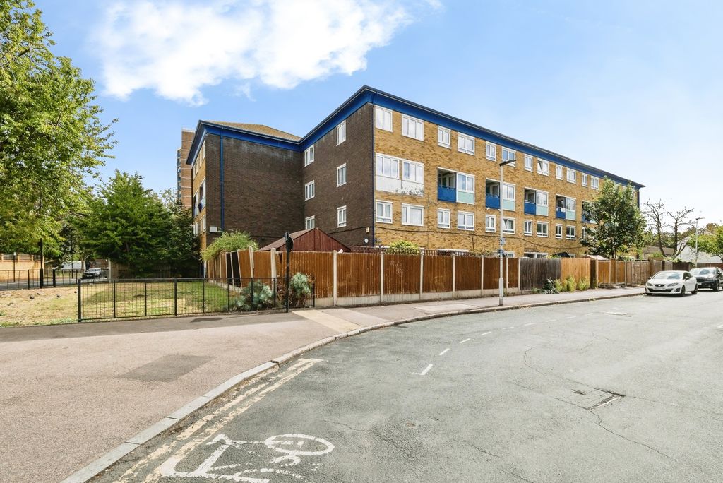 Property photo 1 of 18 Pbox-Img.Jpg