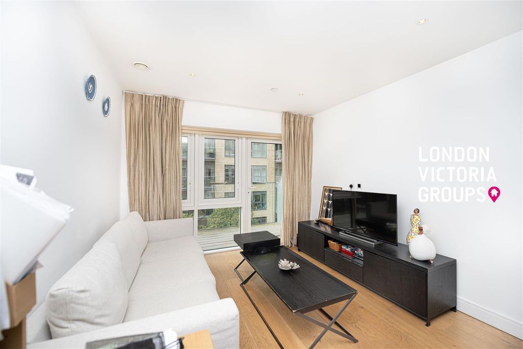 Property photo 2 of 22 1-4273.Jpg