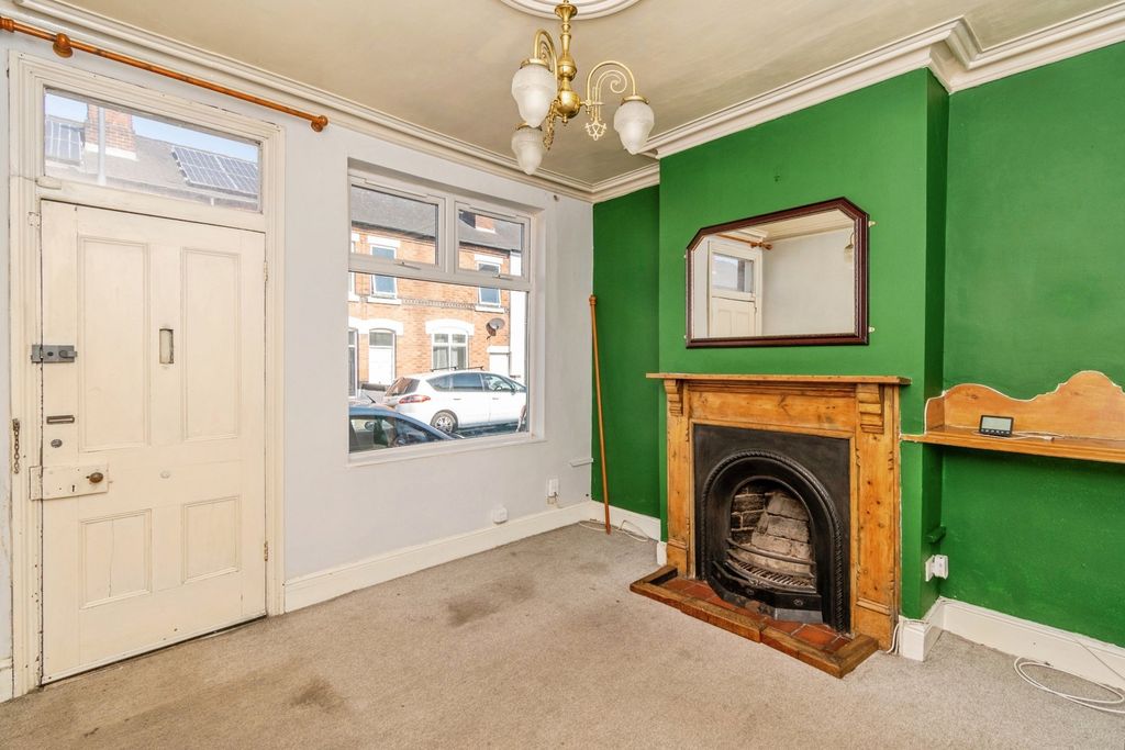 Property photo 2 of 16 Photo