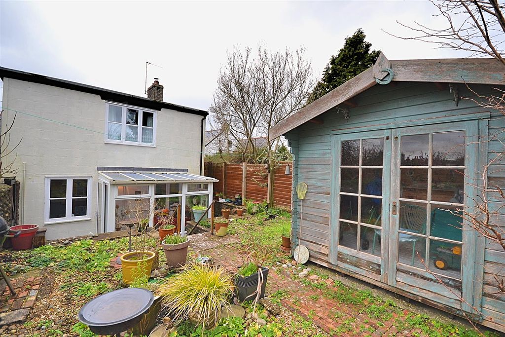 Property photo 3 of 16 24 (9).Png