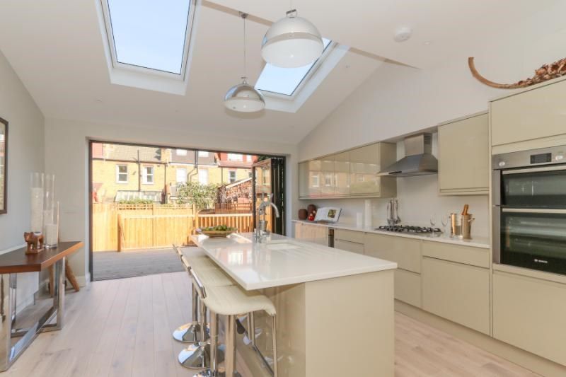 Property photo 2 of 10 Photo1