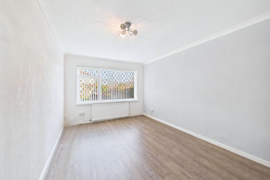 Property photo 2 of 9 Living Room