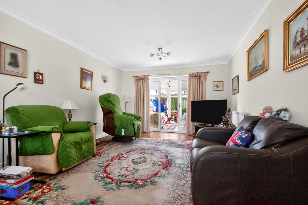 Property photo 2 of 20