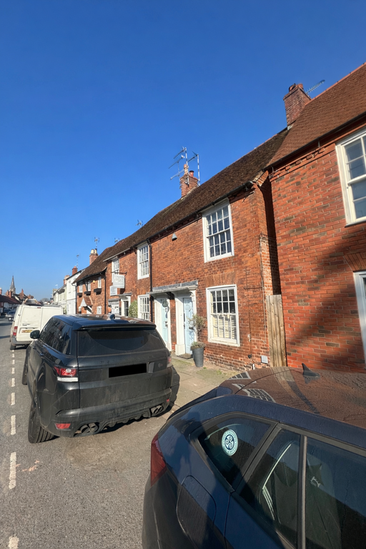 Property photo 2 of 23