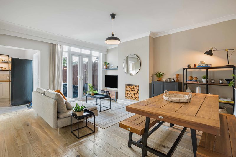 Property photo 1 of 15 Lounge/Diner