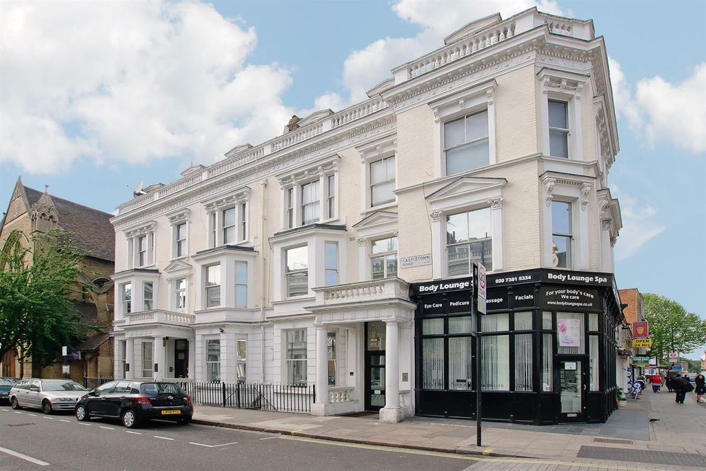 Property photo 1 of 3