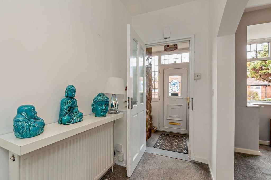 Property photo 2 of 24