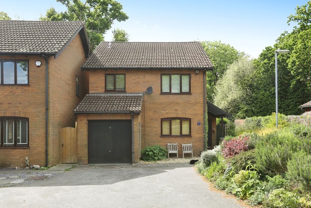 Property photo 1 of 21 Photo