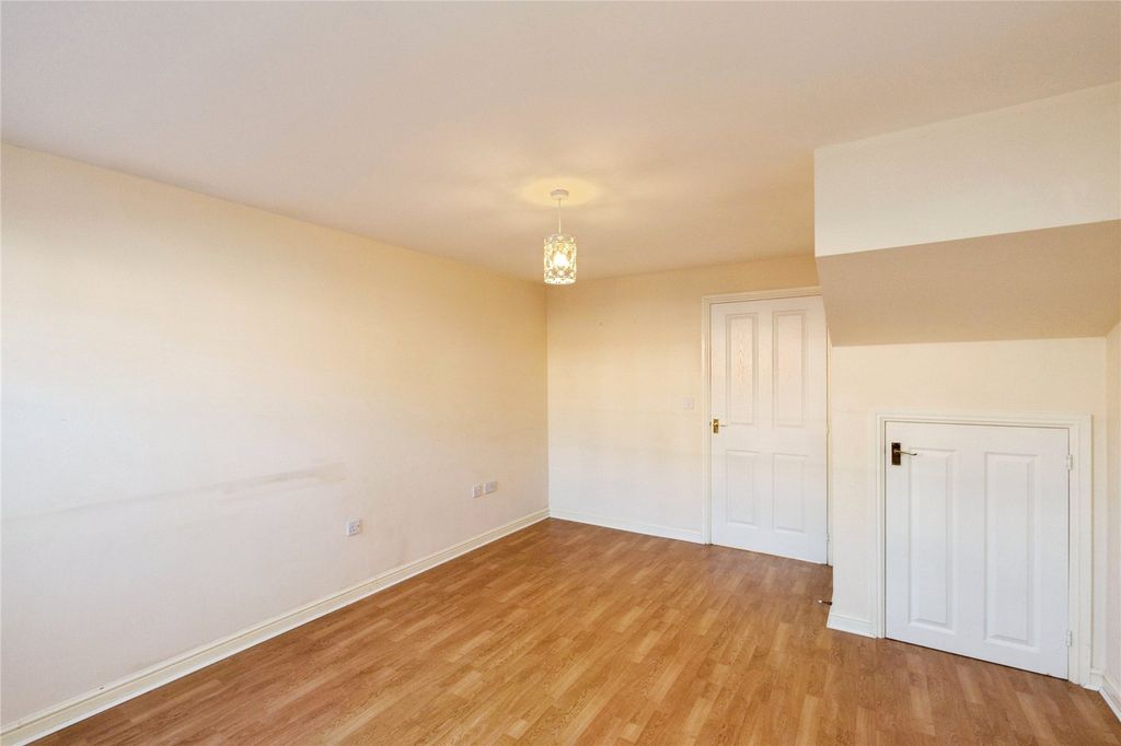 Property photo 2 of 11 Picture No. 10