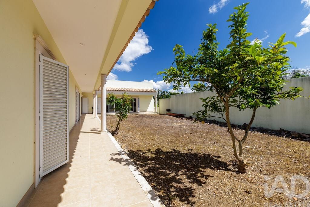 Property photo 1 of 27