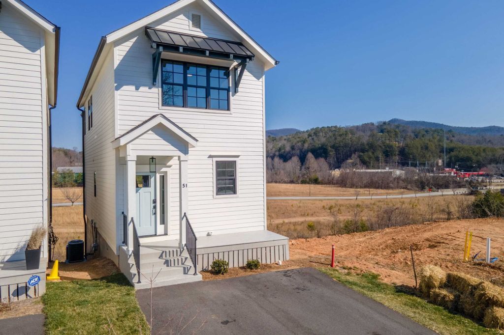 Property photo 2 of 30 <Alttext/>