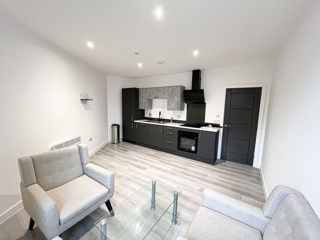 Property photo 1 of 8 Living Room