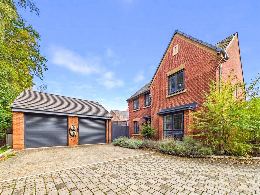 Property photo 1 of 18 Cam03624G0-Pr0266-Still051-001