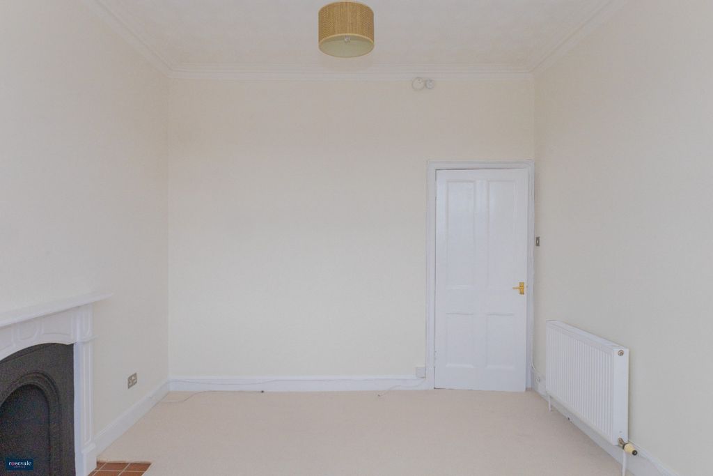 Property photo 3 of 11 Photo 3