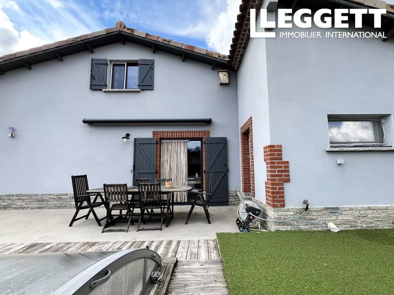 Property photo 3 of 10