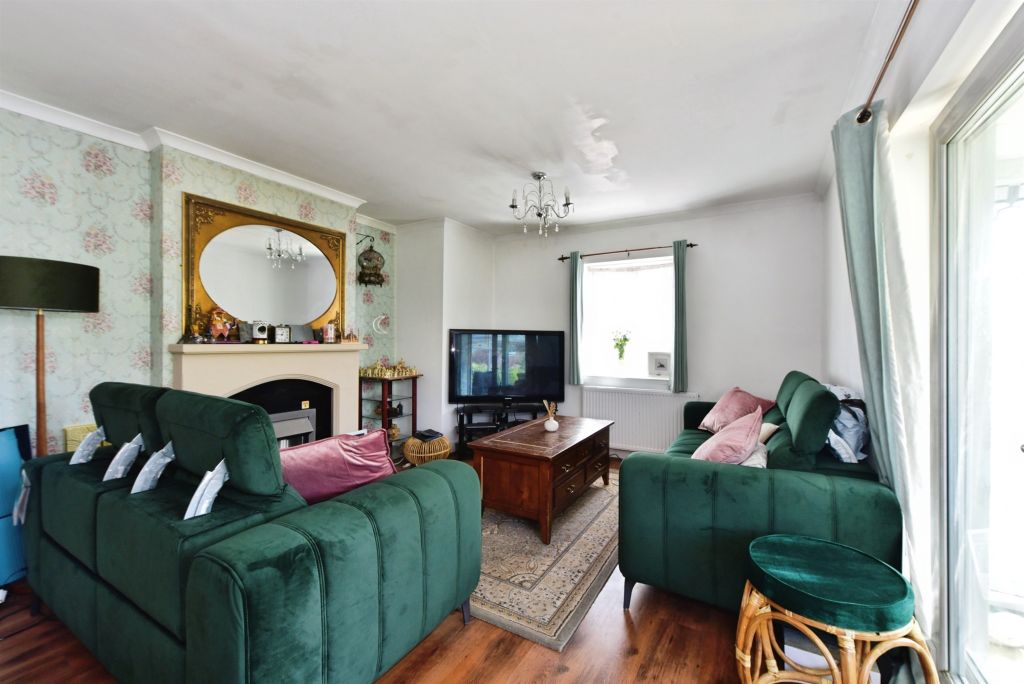 Property photo 2 of 13