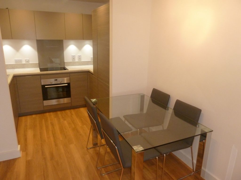 Property photo 3 of 6 Dining Area