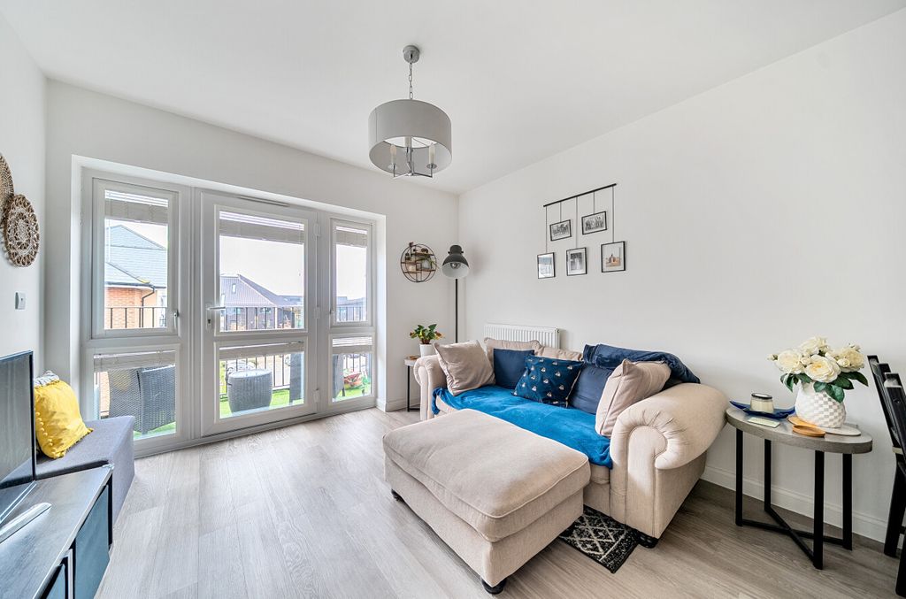 Property photo 2 of 23 Picture 2