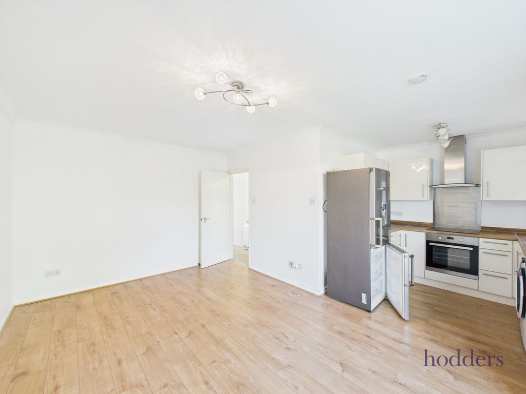 Property photo 2 of 8 Picture No. 04