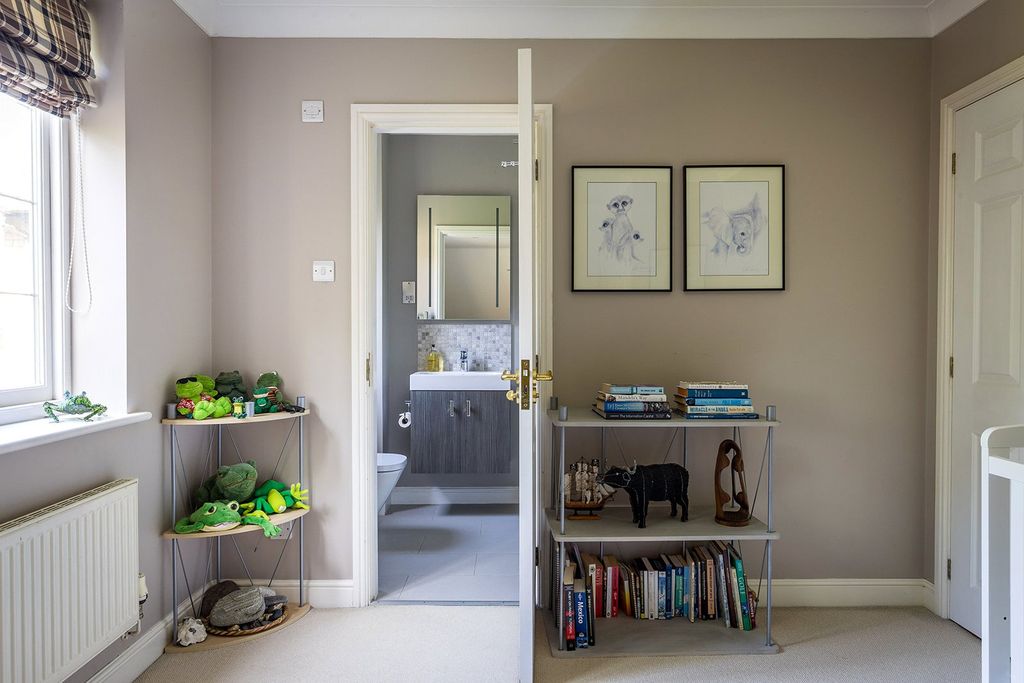 Additional image 37 of 5 bed detached house for saleThe Hydons, Salt Lane, Hydestile, Godalming GU8