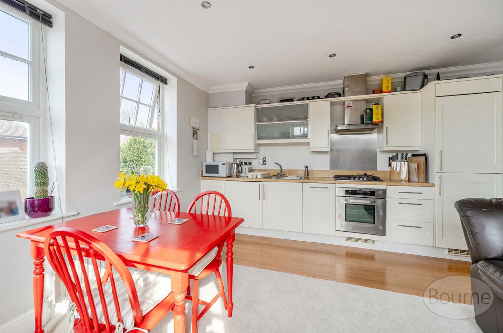 Property photo 2 of 12 B786Be63-1Ea0-417...