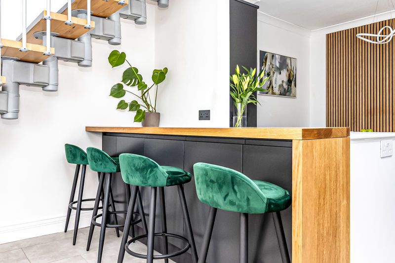 Property photo 3 of 36 .