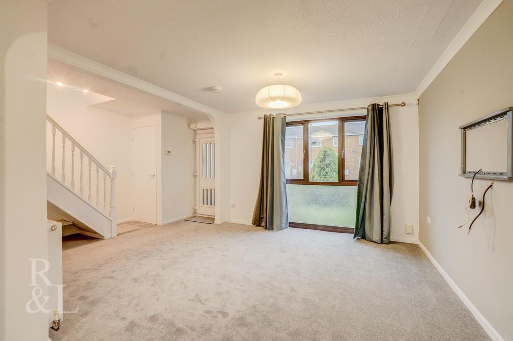 Property photo 2 of 14 Batched  (4).Jpg