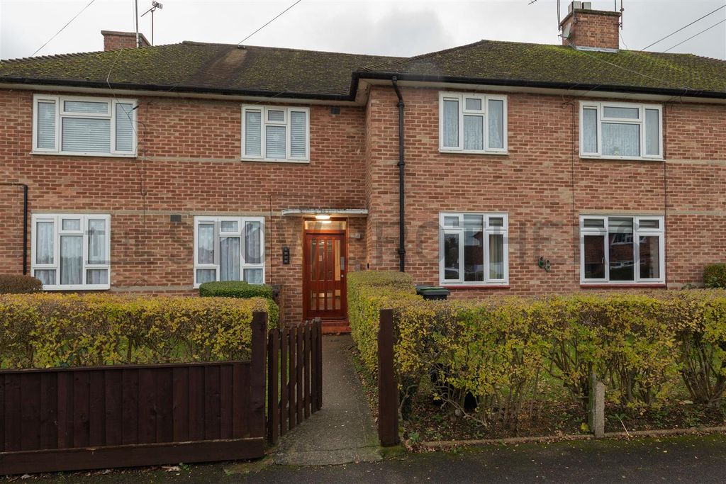 Property photo 2 of 21