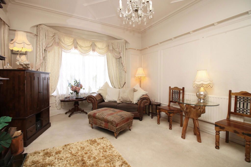 Property photo 3 of 27