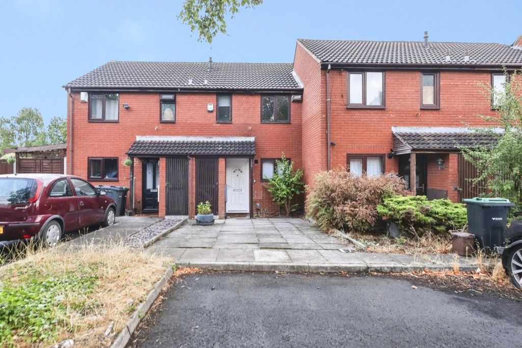 Property photo 2 of 16 Picture No. 24