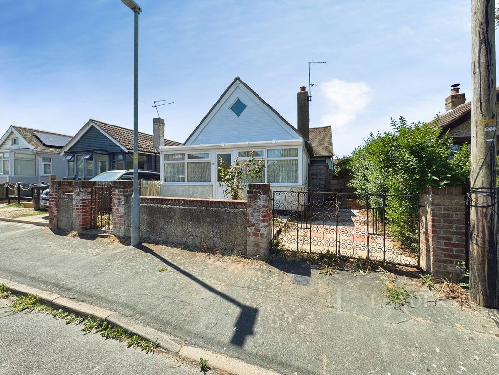 Property photo 1 of 11 Front