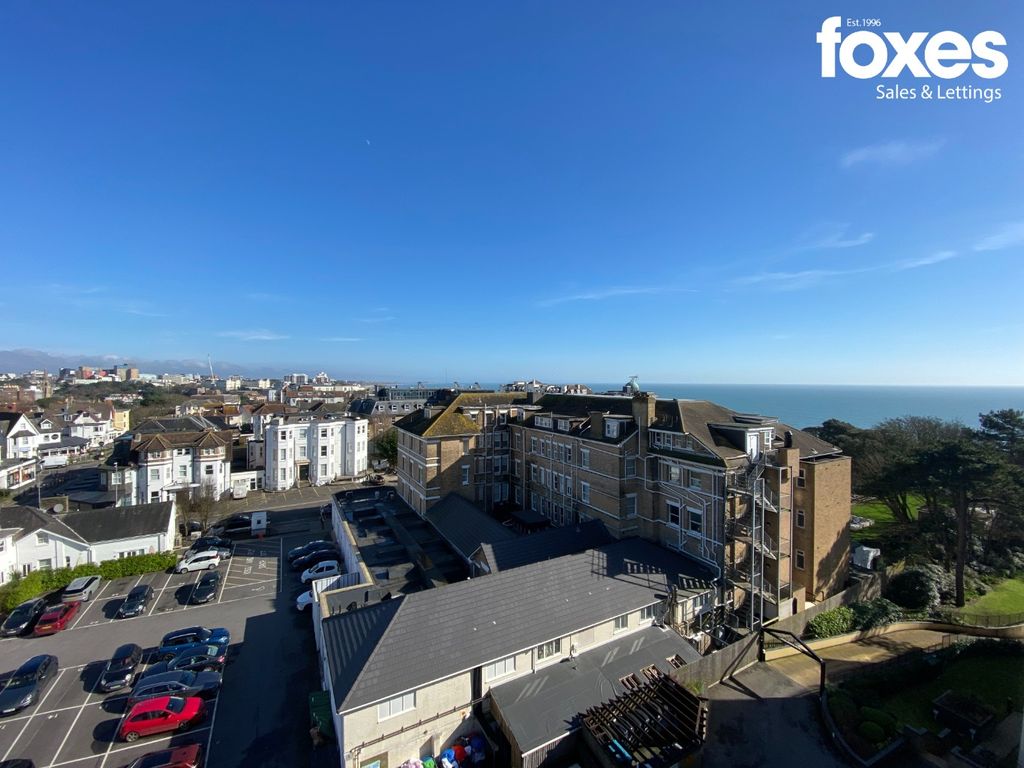 Property photo 2 of 10 4869622