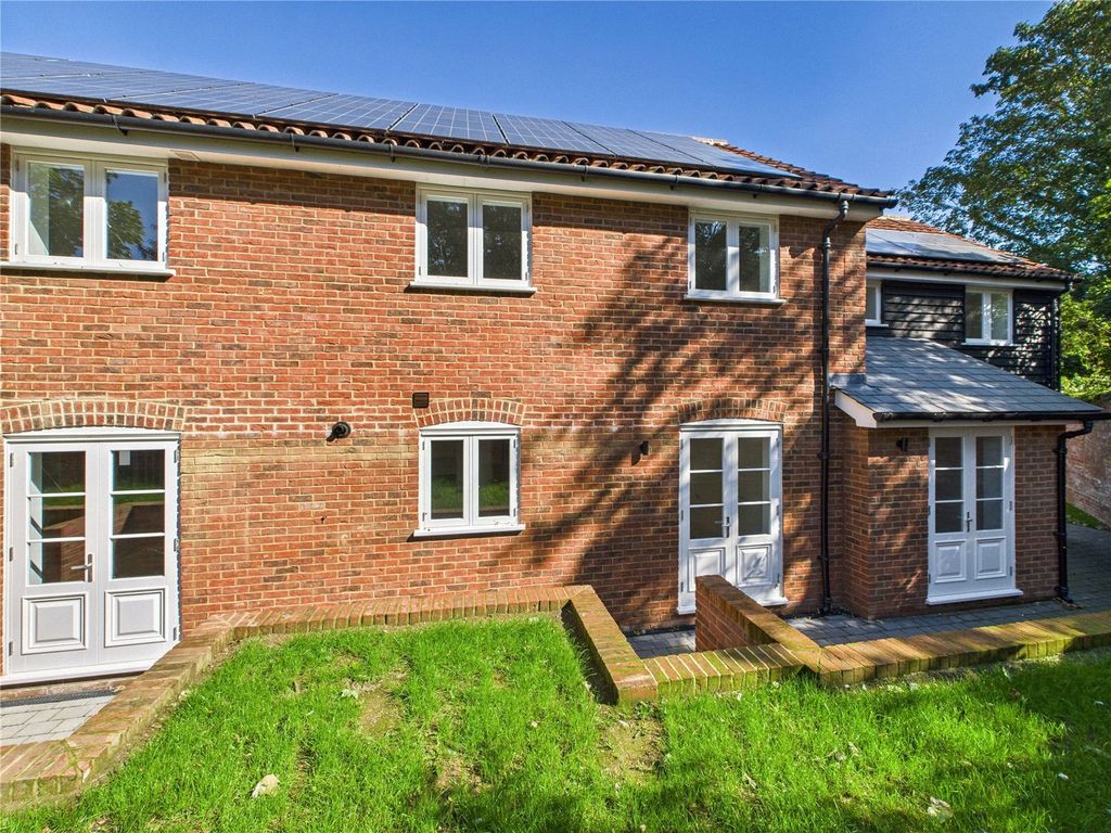 Property photo 1 of 10 Picture No. 01