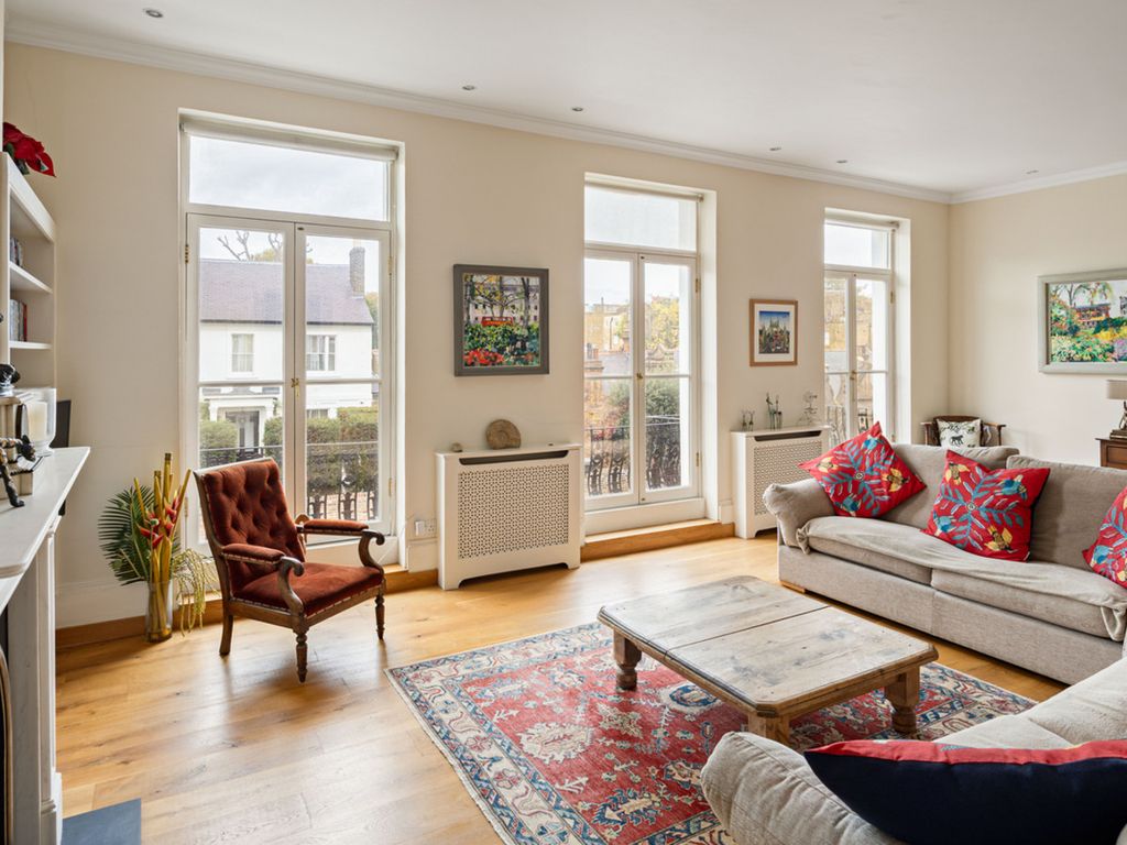 Property photo 2 of 13