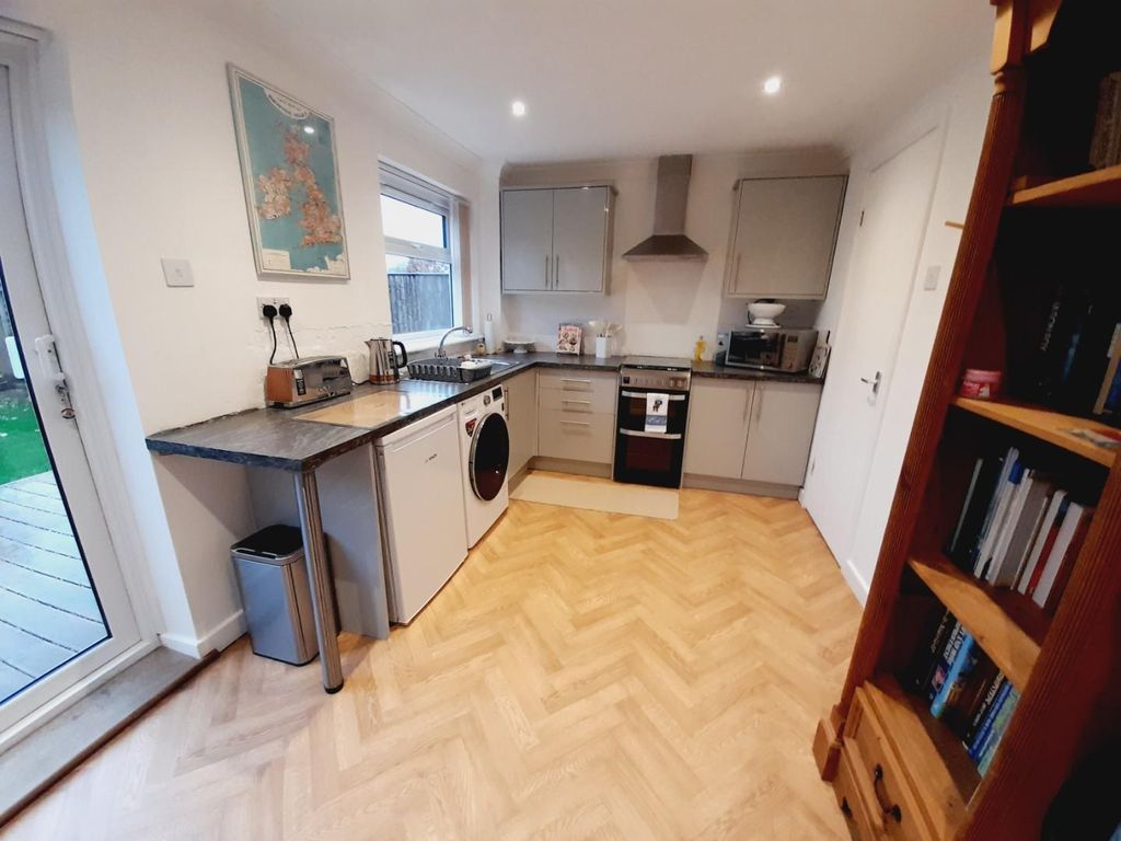 Property photo 2 of 12 Kitchen 1.Jpg