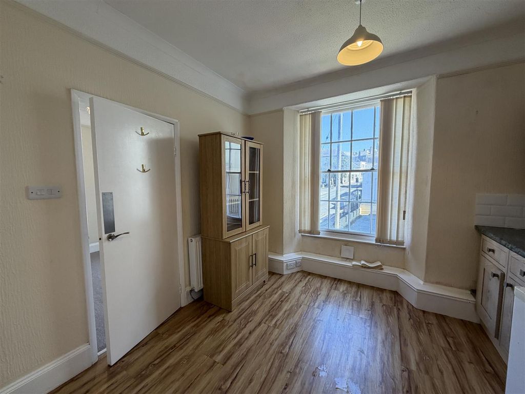 Property photo 3 of 14 Img_1228.Jpg