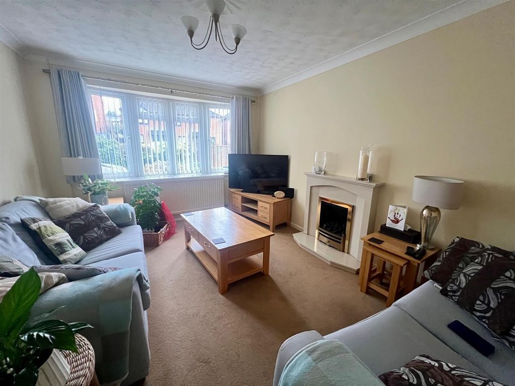 Property photo 2 of 19 Living Room.Jpg