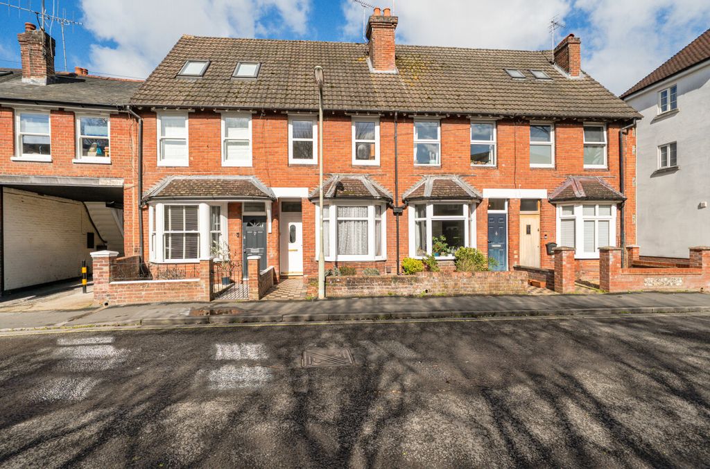 Property photo 1 of 10 1433737-8-69c3B5c...