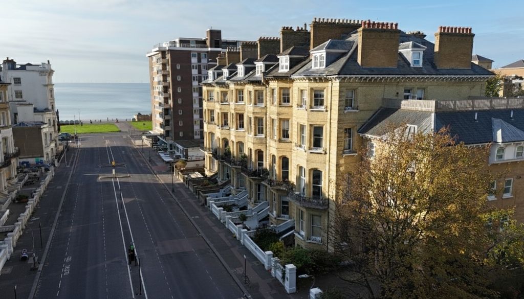 Property photo 2 of 14 Street To Sea