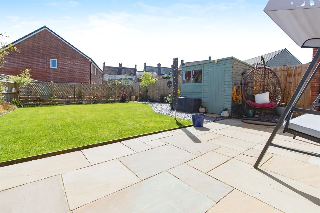 Property photo 3 of 17