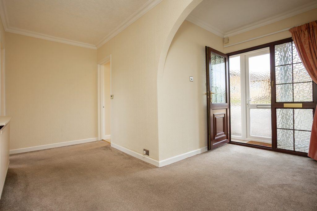 Property photo 3 of 27
